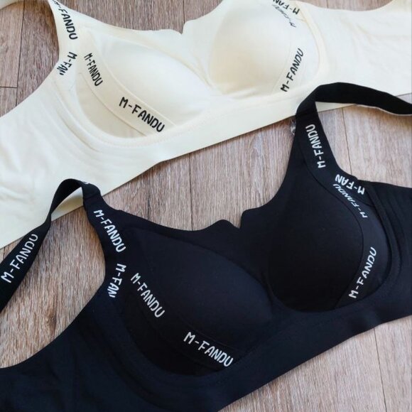 Seamless Wireless Bra - Picture 1 of 4